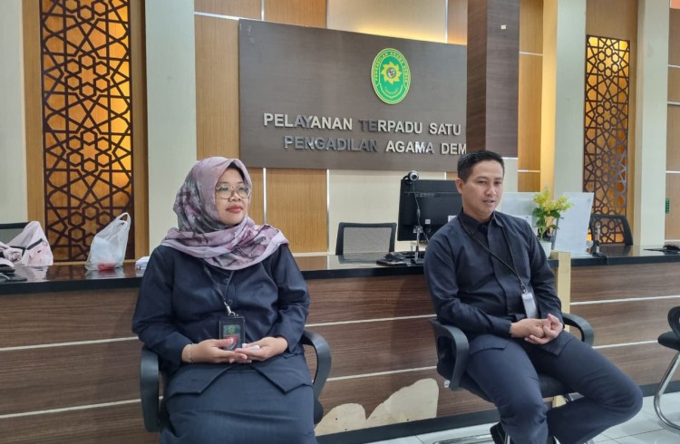 (19/11/2025) PA Demak Gelar Briefing Rabu Pagi, Soroti Ketelitian Petugas dan Pentingnya Menjaga Semangat Kerja (19/11/2025) PA Demak Gelar Briefing Rabu Pagi, Soroti Ketelitian Petugas dan Pentingnya Menjaga Semangat Kerja