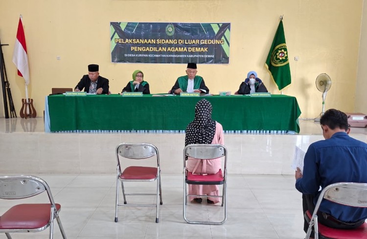 (23/01/2026) Pengadilan Agama Demak Selenggarakan Sidang di Luar Gedung demi Pelayanan Prima di Desa Kuripan (23/01/2026) Pengadilan Agama Demak Selenggarakan Sidang di Luar Gedung demi Pelayanan Prima di Desa Kuripan