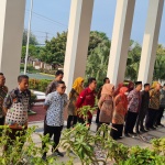 (08/11/12) Pimpin Apel Jumat Sore, Wakil Ketua PA Demak : Apel Merupakan Bagian dari Penguatan Integritas dan Disiplin Aparatur Peradilan